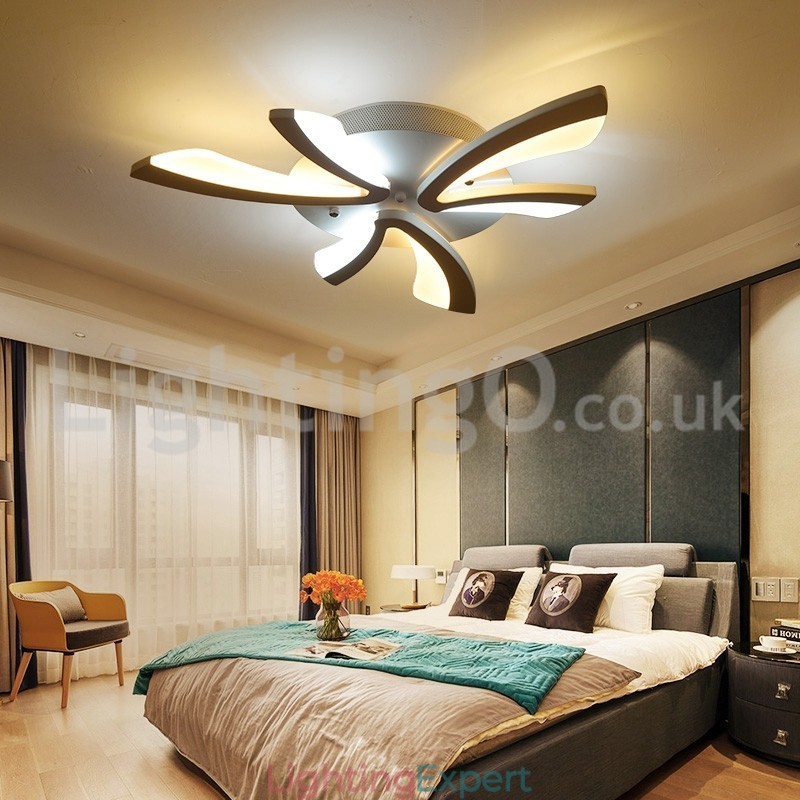 Hot Sale 3 Lights Fashion Modern Flush Mount Ceiling Lights