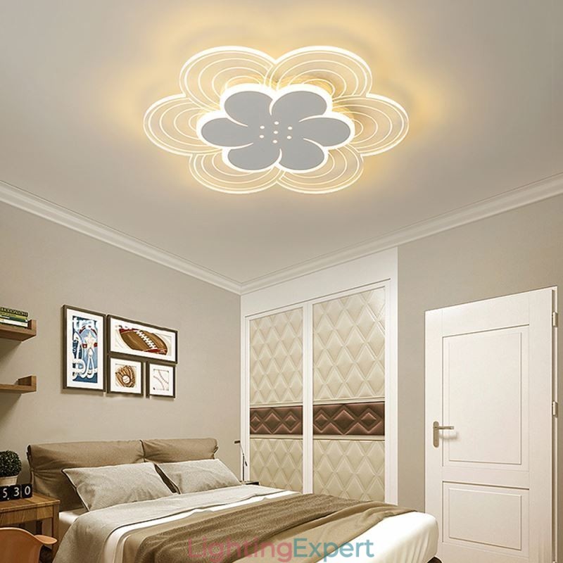 Gorgeous Petal Flush Mount Ceiling Light Minimalist Acrylic Light