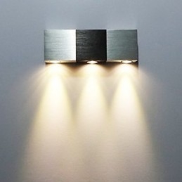 Modern Wall Light with Scattering Light Rectangular Aluminium Body