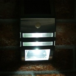 Solar White Wall Light With PIR Motion Sensor