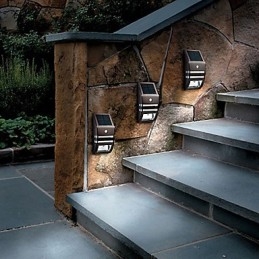Solar White Wall Light With PIR Motion Sensor