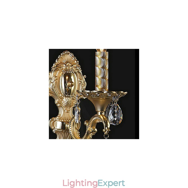 Luxuriant Crystal Wall Light in Candle Featured Bulb
