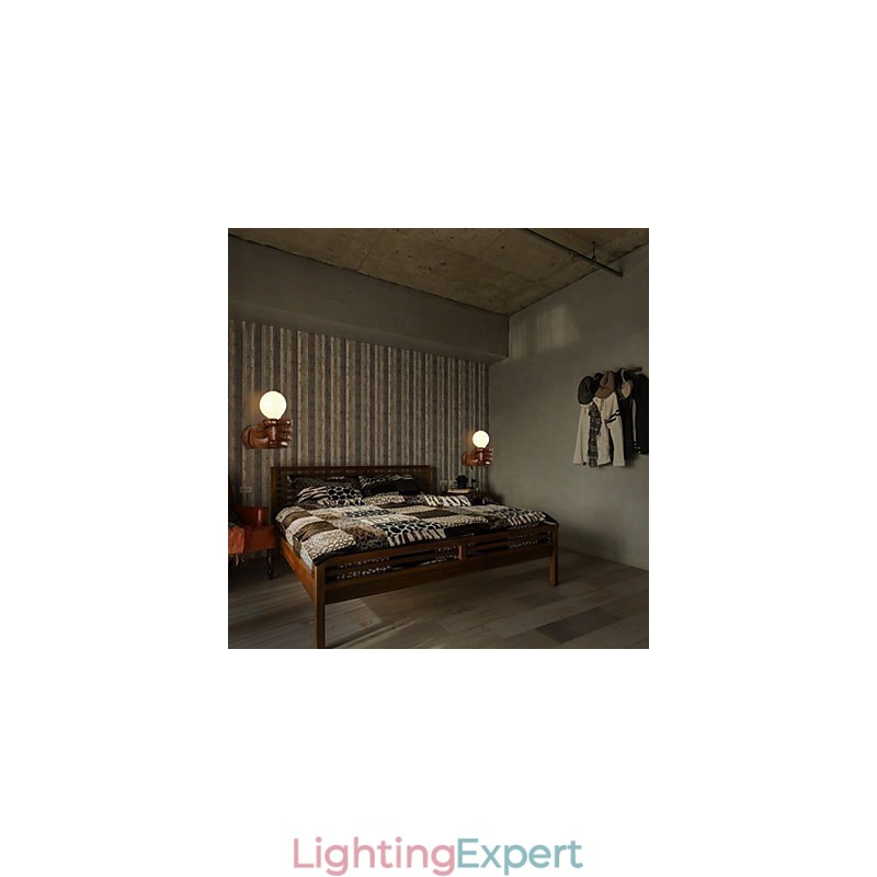 European Wall Creative Retro Fist Wall Lamp Lights