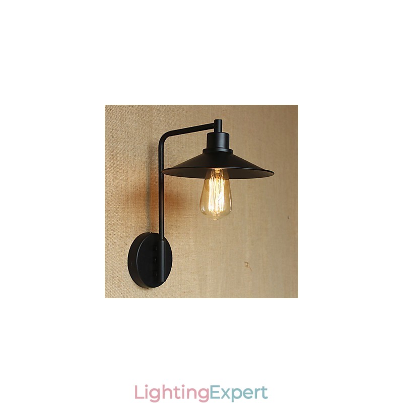 Retro Decorative Wrought Iron Wall Sconce