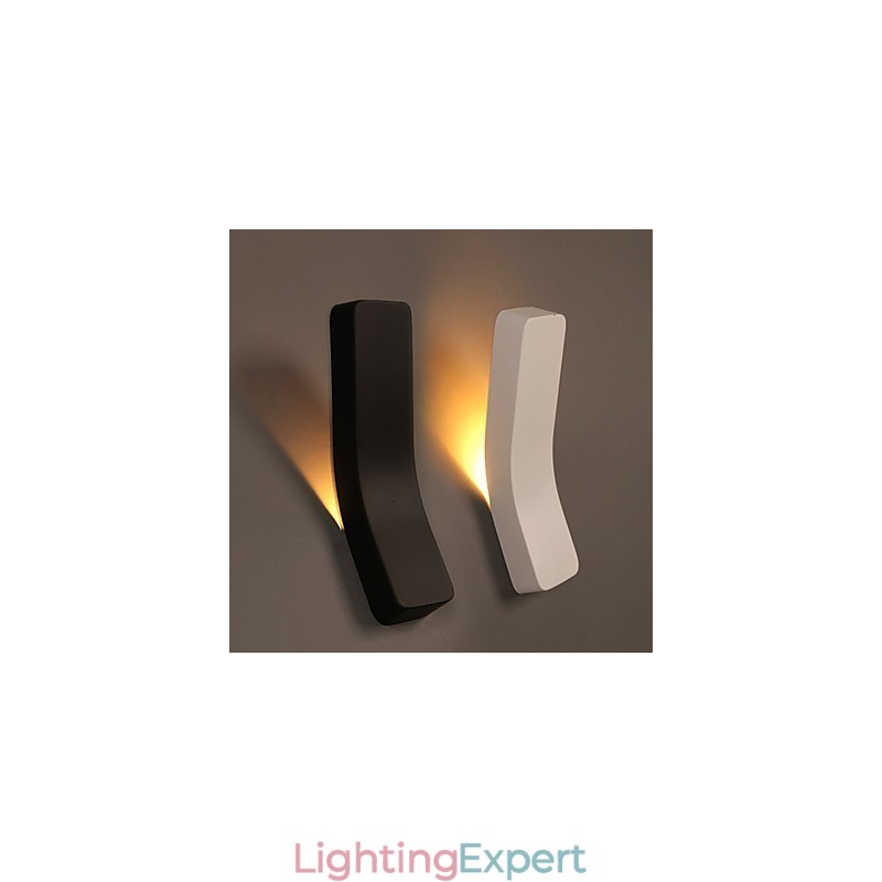 Contracted And Contemporary Creative Bent Wrought Iron Wall Lamp Power Lights