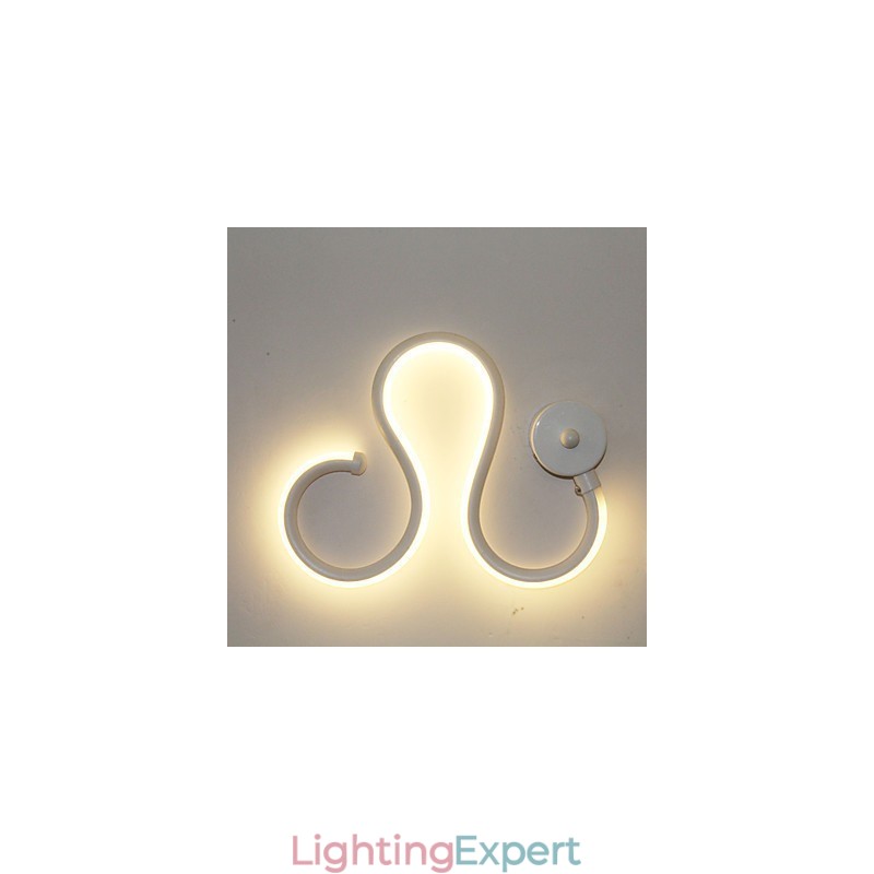 Modern Minimalist Lamp Aluminum Lamp Bedroom Bedside Lamp Decoration Designers Shaped Corridor Lighting Creative Living Room Lamps