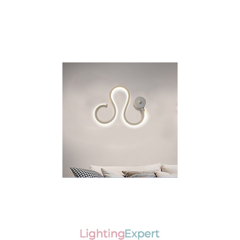 Modern Minimalist Lamp Aluminum Lamp Bedroom Bedside Lamp Decoration Designers Shaped Corridor Lighting Creative Living Room Lamps