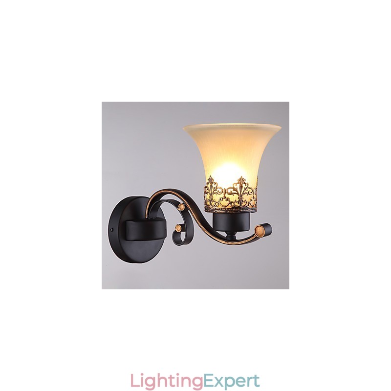 Single Head Amercian Countryside Vintage Metal with Glass Wall Lamp for the Canteen Room Living Room Entry Foyer Decorate Wall Lamp