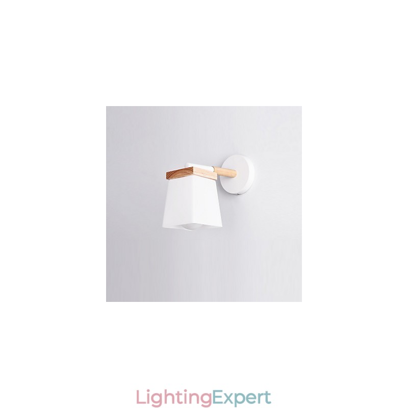 Squere Glassshade Wall Lamp For Bedroom Modern Feature Ambient Light Wall Sconces Wall Light