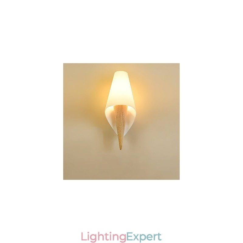 Simple Country Feature for Eye Protection Ambient Light Wall Sconces Wall Light Warm European Style Bedroom Wall Lamp