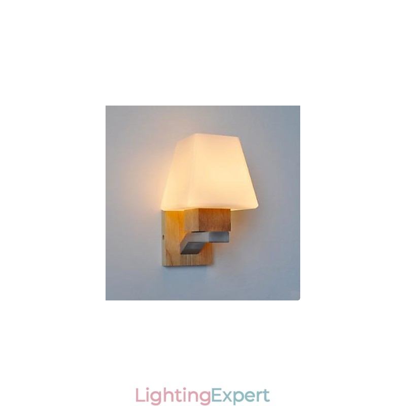 Indoor Wall Lamp Bedside Lamp Wall Lamp In The Hotel Bedroom