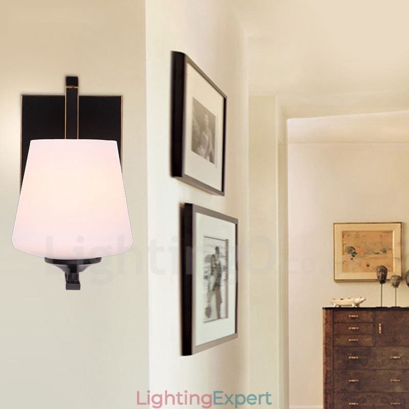Single Light Traditional Classic Indoor Wall Sconces