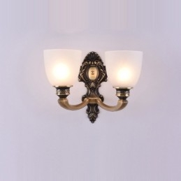Pure Brass Luxurious Rustic Retro Vintage Brass 2 Light Candle Wall Light with Glass Shades Special for Hotel Office Showroom Living Room Dinning Room
