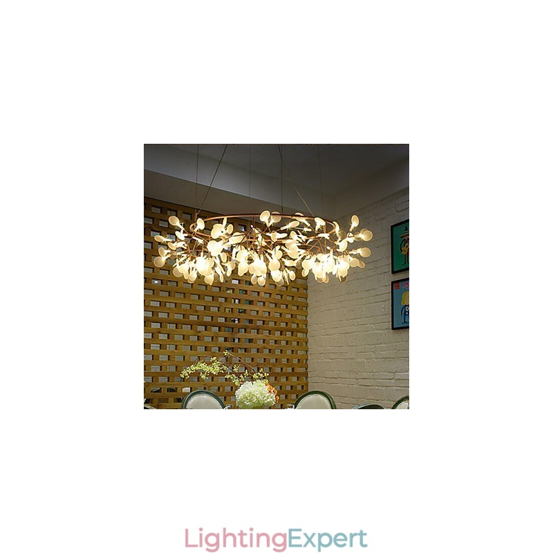 Country Designers Antique Brass Metal Chandelier